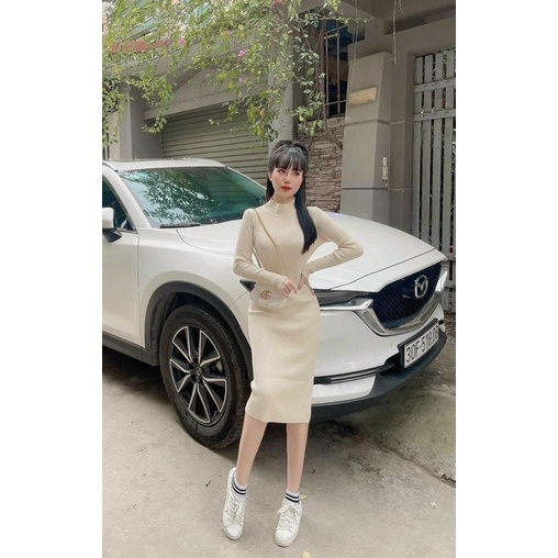 Đầm len body tăm cổ 3 phân
