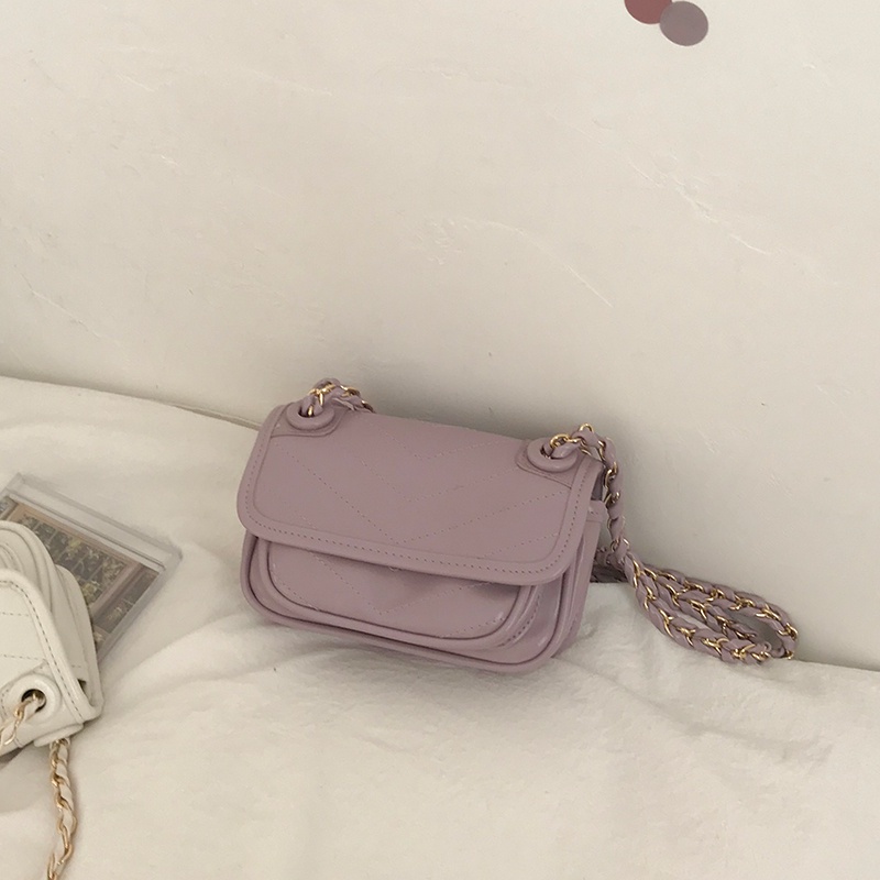 Túi Xách Đeo Dưới Cánh Tay Đính Đá Phối Dây Xích Thời Trang Mùa Hè 2022 Cho Nữ