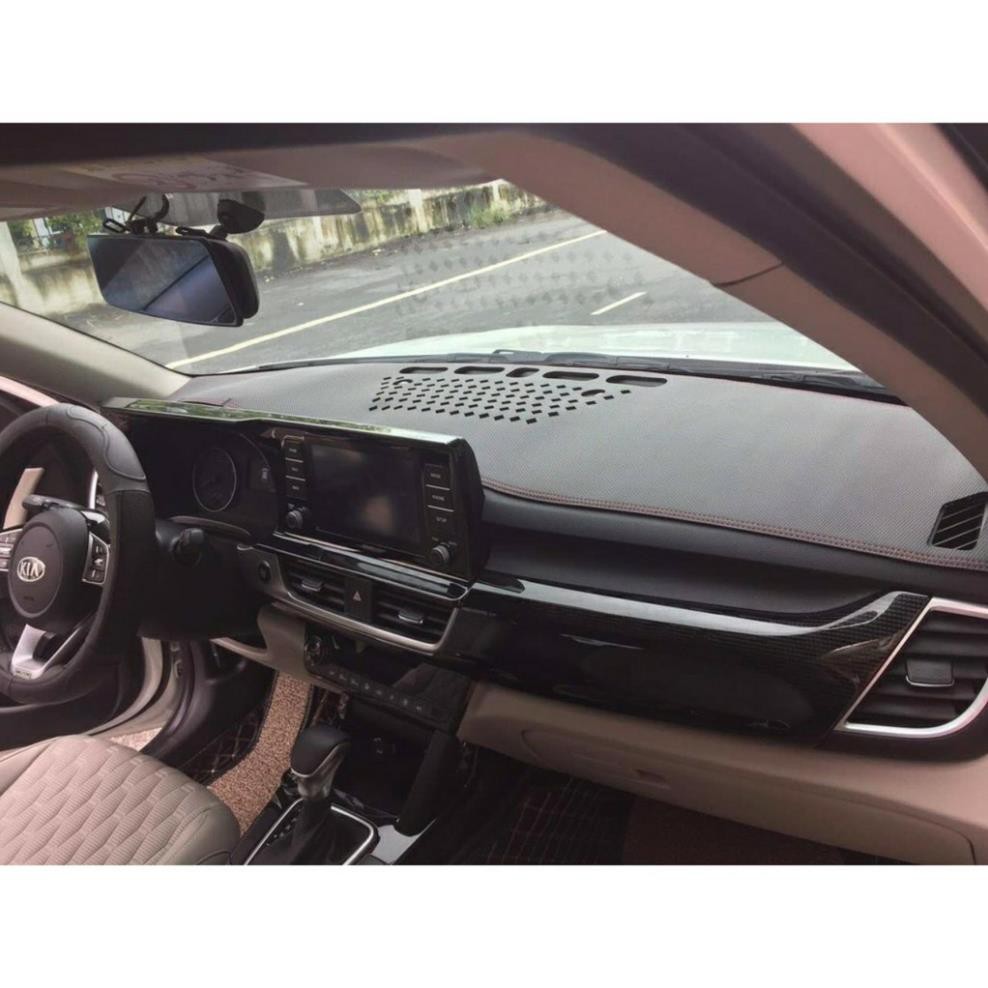 Thảm Taplo Da Ford Focus 2009 - 2021 Da Carbon có chống trượt