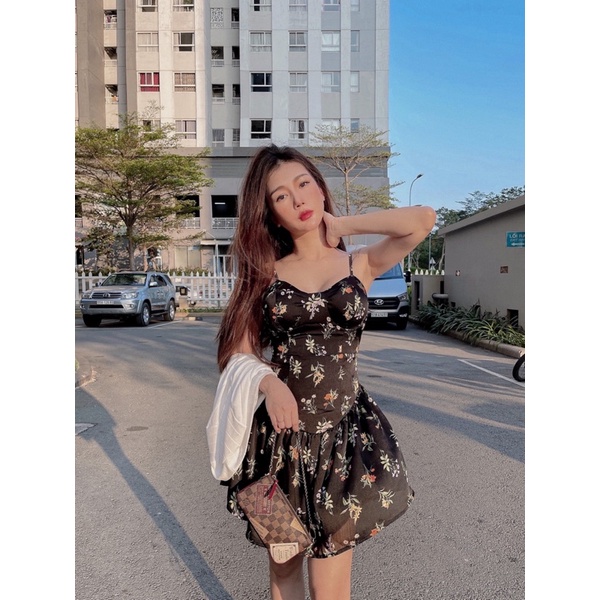 Đầm hoạ tiết baby love yoona