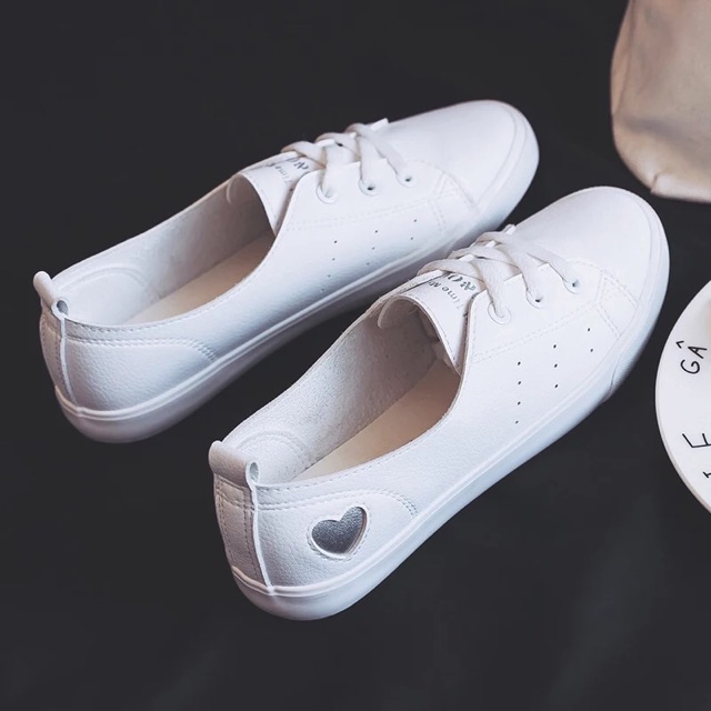 [Mã FAXANH245 giảm 10K đơn 50K] [CÓ SẴN_HÀNG QUẢNG CHÂU] (S69) Giầy thể thao nữ dáng lười in hình trái tim nhỏ đỏ bạc | BigBuy360 - bigbuy360.vn