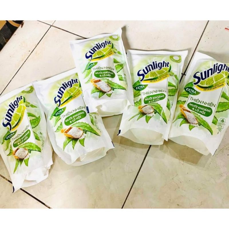 SIÊU HOT Nước rửa chén Sunlight 550 ml muối khoáng, lô hội đánh bay dầu mỡ, không hại da tay