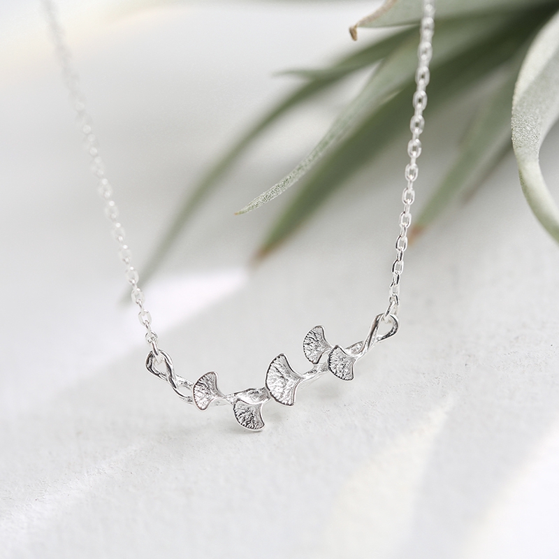 Vòng cổ bằng bạc 925 phối mặt hình lá phong cách Hàn Quốc đáng yêu và đơn giản