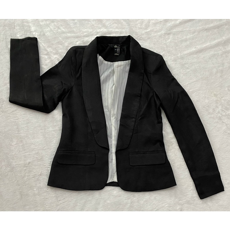 Áo vest đen Ninomaxx không nút (Size S, M) - Thanh lý vnxk