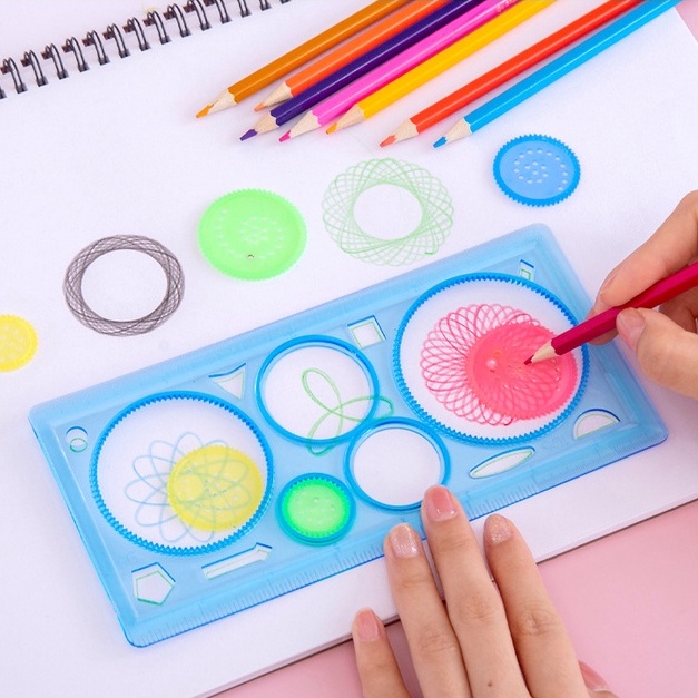 Thước Vẽ Họa Tiết Kính Vạn Hoa Sáng Tạo Cho Bé