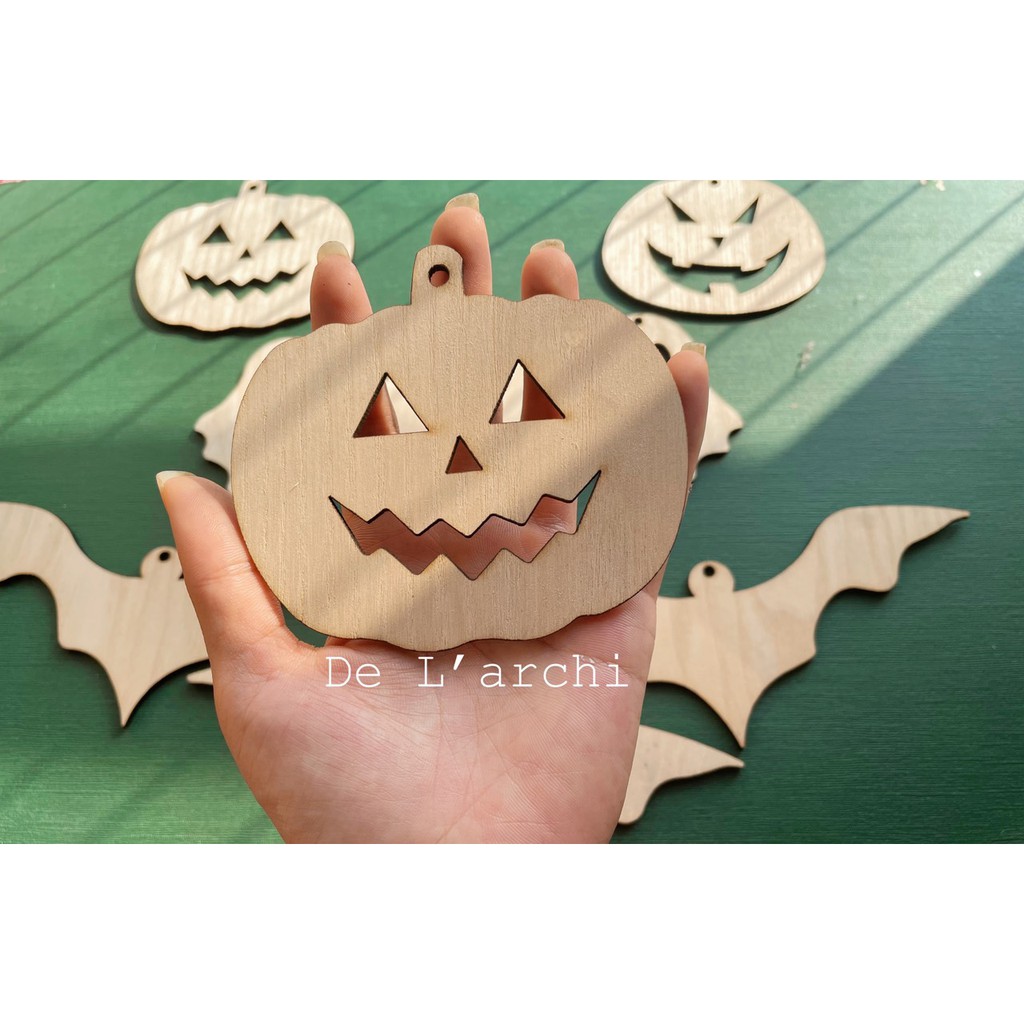 Trang trí Halloween bằng gỗ (hình quả bí ngô, con ma, con dơi)
