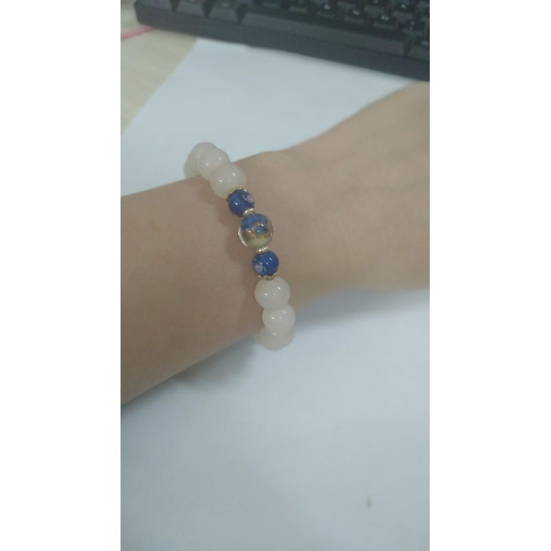 Vòng tay l.ly mix hạt vàng 6- 8ly
