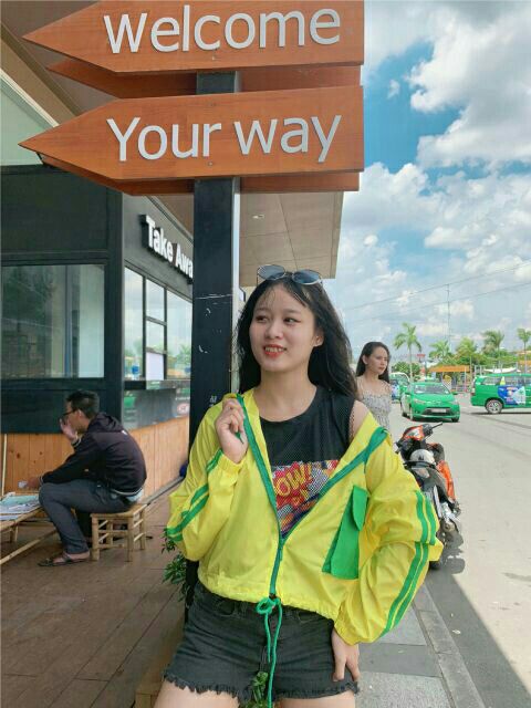 [Giá siêu rẻ] Áo khoác dù lửng tay dơi, túi hộp | BigBuy360 - bigbuy360.vn