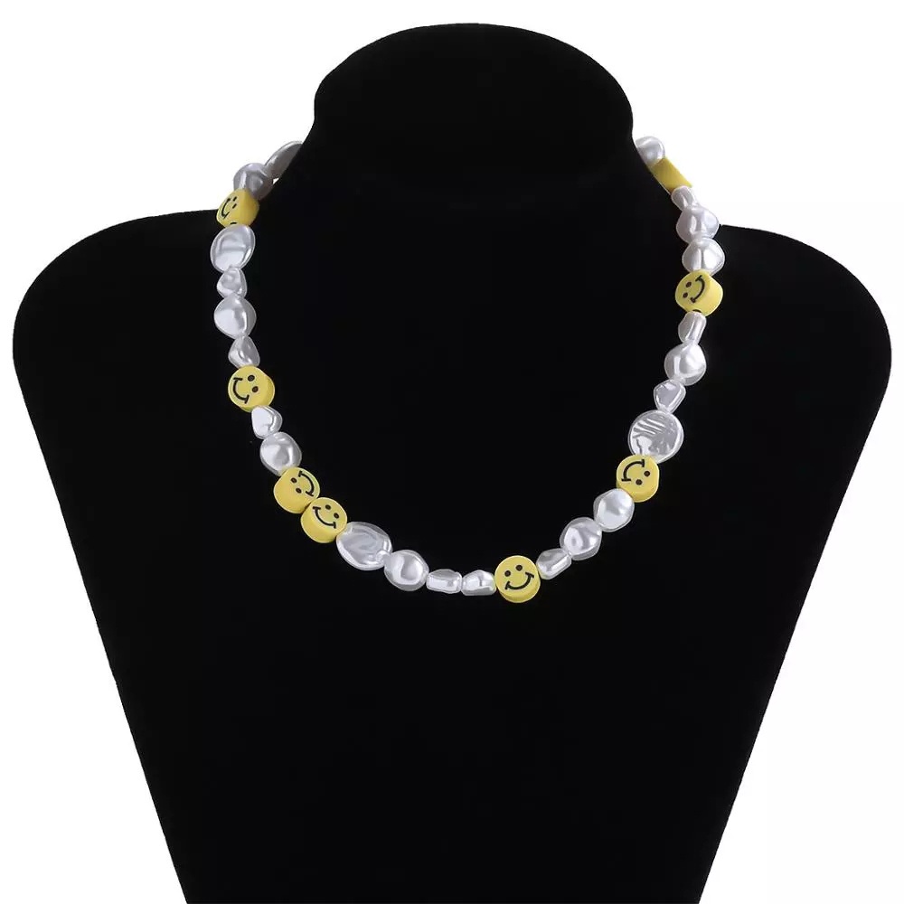 Dây Chuyền Choker Đính Ngọc Trai Nhân Tạo Phối Mặt Hình Mặt Cười Dễ Thương Cho Nữ