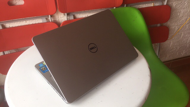 Laptop Dell 7537 giá huỷ diệt