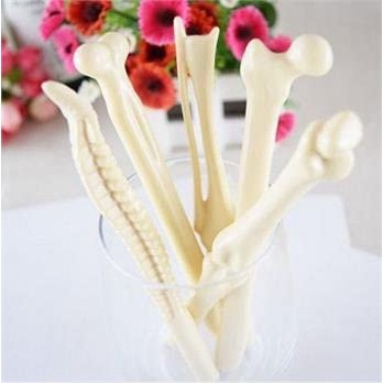 1 Bút Bi Mực Đen Hình Dáng Độc Đáo