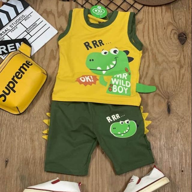 Sumikid chào bộ thun khủng long sát nách đuôi mát mẻ cho bé trai
- Nguyên bộ may bằng chất thun cotton 4c mềm mịn nnnnnn
