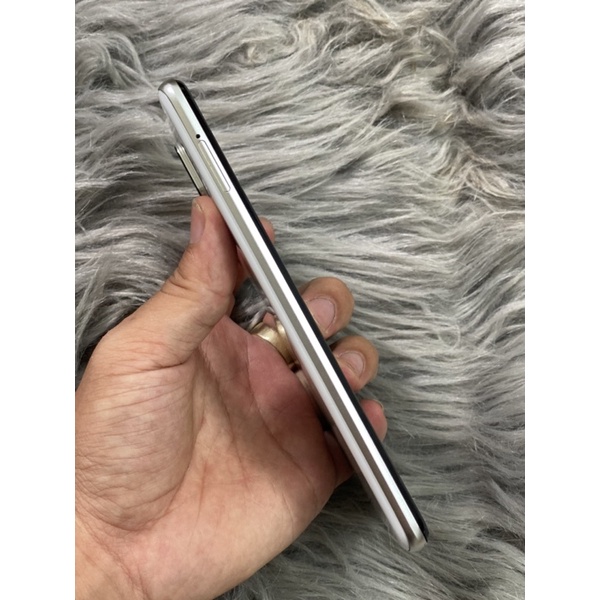 Điện thoại Sharp R3 ram 6/128 chip 855 màn 120Hz