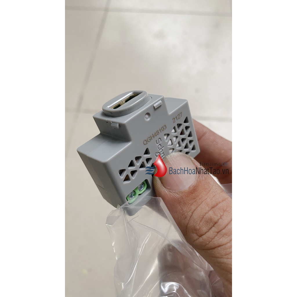 Ổ cắm sạc USB lắp mặt Shneider âm tường, âm sàn hàng thanh lý