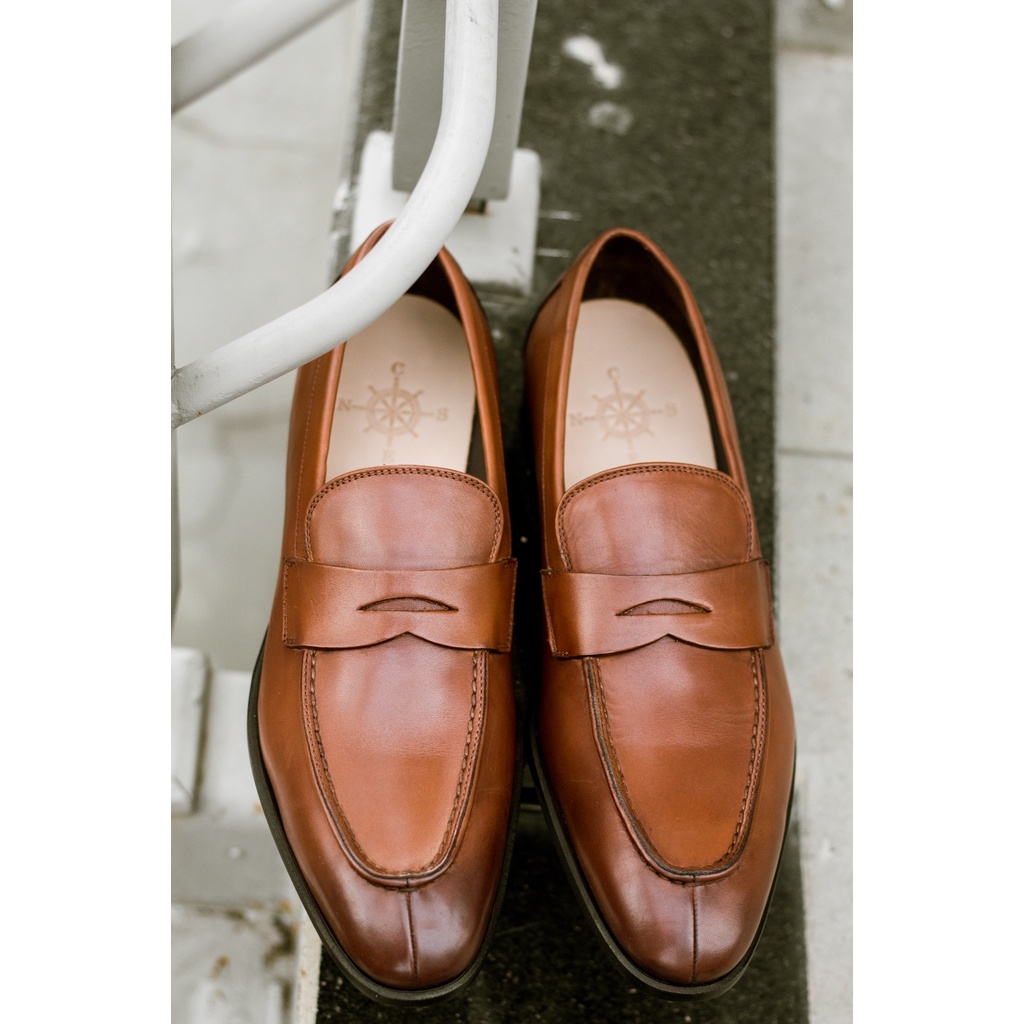 Giày tây nam da bê Loafer thủ công cao cấp CNES 142 của thương hiệu CNES SHOEMAKER