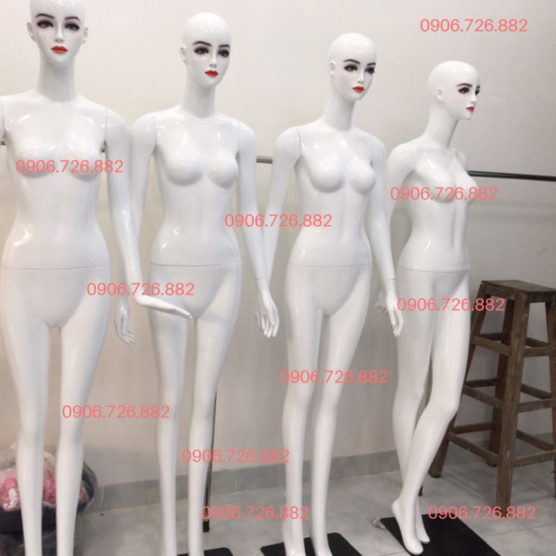 Manocanh nữ trắng bóng