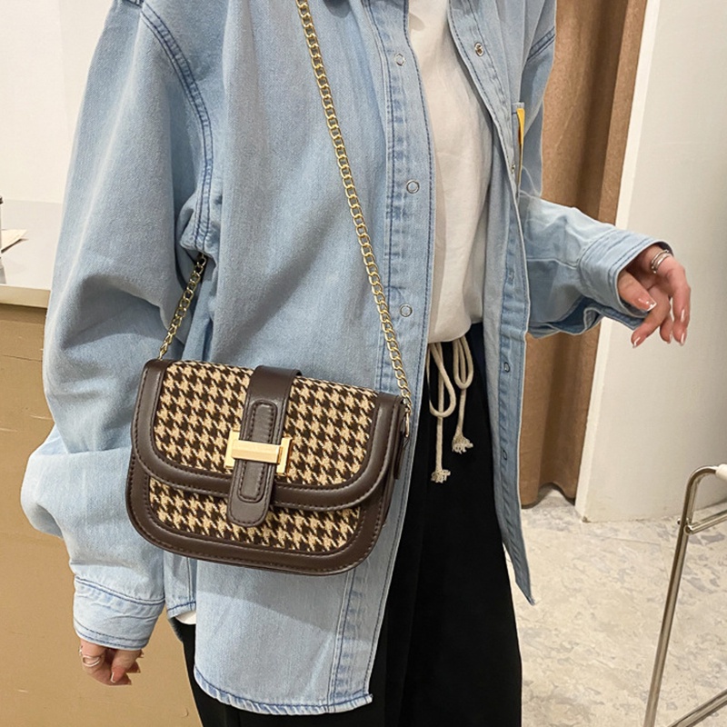 Túi đeo vai IELGY kiểu vuông nhỏ đơn giản in kẻ sọc trang trí đai phối xích phong cách Hàn Quốc