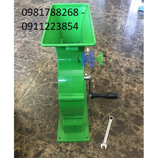 Máy bóc vỏ hạt sen tươi - Máy tách vỏ sen thủ công