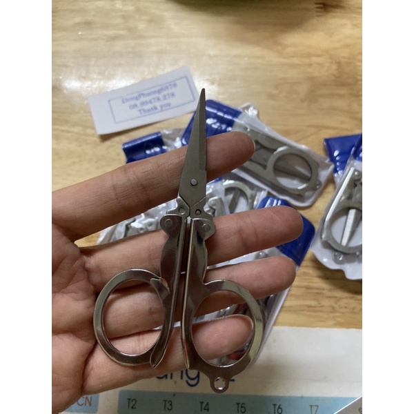 Kéo mini gấp gọn bỏ túi size to chất liệu cao cấp