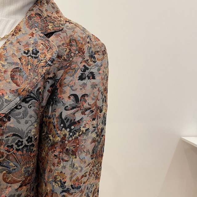 SECONDHAND Áo blazer thời trang nữ COCOCHIP M50 phong cách hiện đại nhiều màu nhiều size (Chỉ bán trên Livestream) | BigBuy360 - bigbuy360.vn