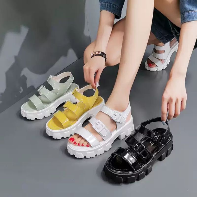 (SẴN) Sandal nữ 3 quai ngang đế xuồng 5cm màu nhã cực xinh