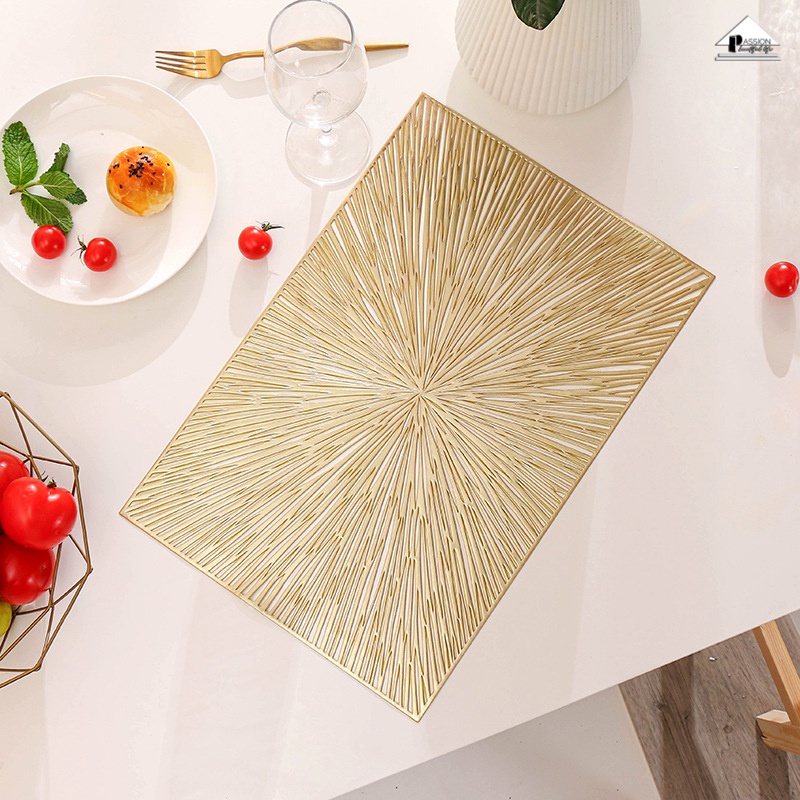 Tấm Lót Bàn Ăn Placemat In Cách Nhiệt Bronzing Sang Trọng