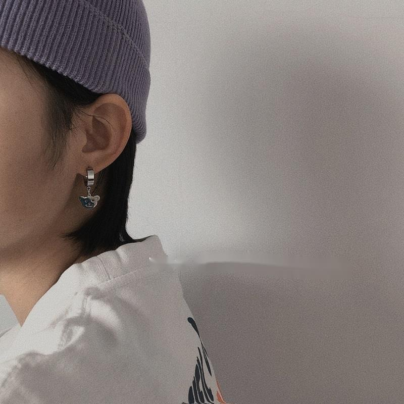 Khuyên Tai Hình Gấu Bằng Thép Titan Phong Cách Đơn Giản Dễ Thương 19466