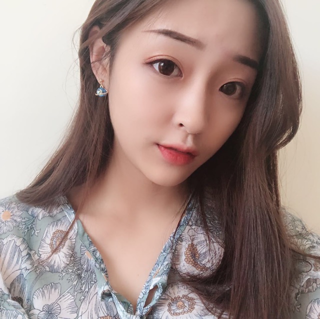 Khuyên tai dải ngân hà siêu cưng