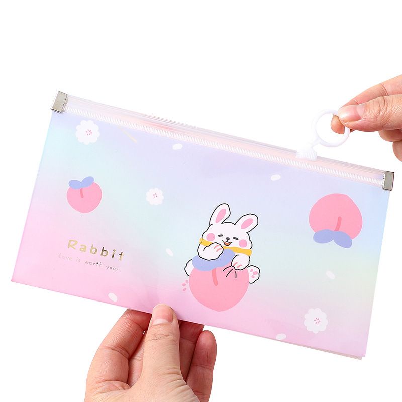 Túi đựng bút đáy tam giác chữ mạ vàng dễ thương