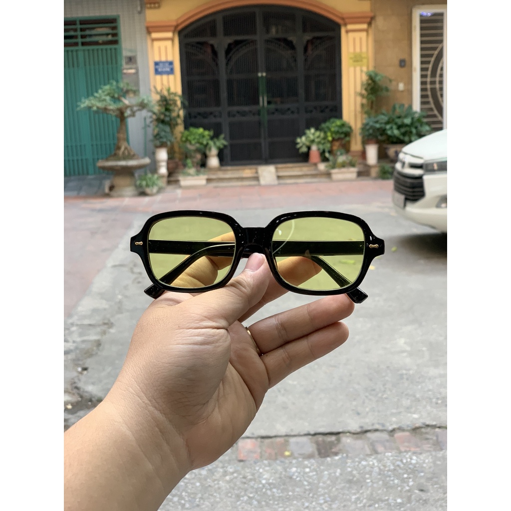 Gọng Kính Cận Thời Trang 𝔾𝕦𝕔𝕔𝕚 𝕤𝕠̛𝕟 𝕥𝕦̀𝕟𝕘. Kính Mát Thời Trang Nam Nữ Phong Cách Hàn Quốc Tặng Kèm Hộp Kính Và Khăn Lau