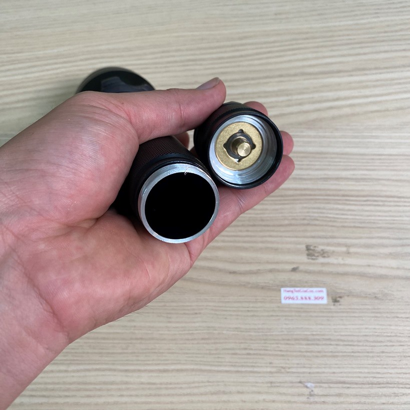 Đèn pin siêu sáng Supfire L3 zoom xa gần, bóng led P90 cao cấp 36W, siêu sáng và pin khỏe –