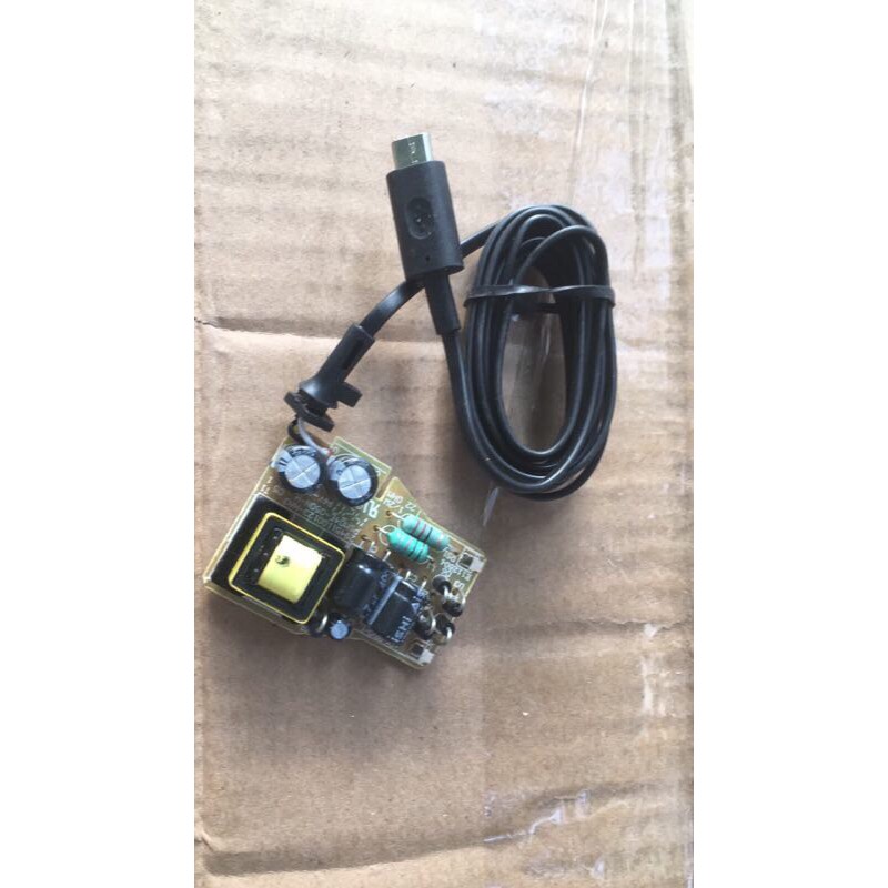 Sạc nokia 8800 zin máy Phần Lan BH 12th chân sạc kim