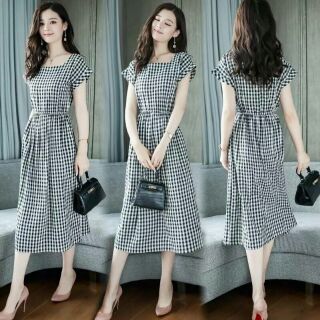 Đầm maxi cổ vuông