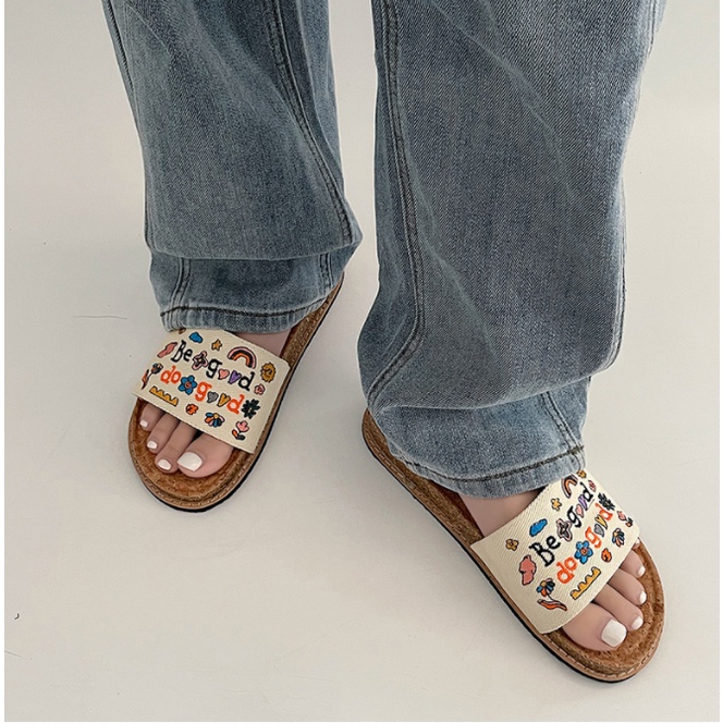Dép Sandal Đế Dày Quai Ngang Thêu Họa Tiết Phong Cách Nhật Bản Thời Trang Mùa Hè Cho Nữ