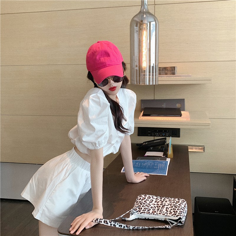 Set bộ áo croptop chun ngực kết hợp quần đùi