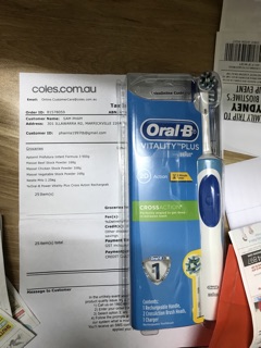 Bàn chải điện Oral-B Úc
