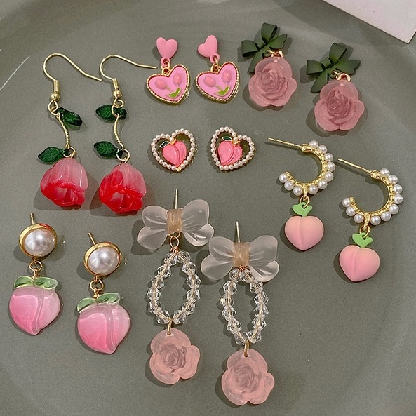 Khuyên Tai Hình Hoa Hồng Đính Ngọc Trai Phong Cách Hàn Quốc