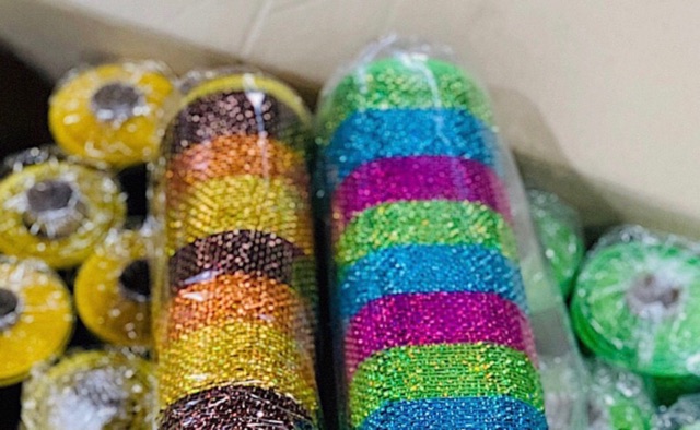 Lưới cuộn trang trí - bó hoa