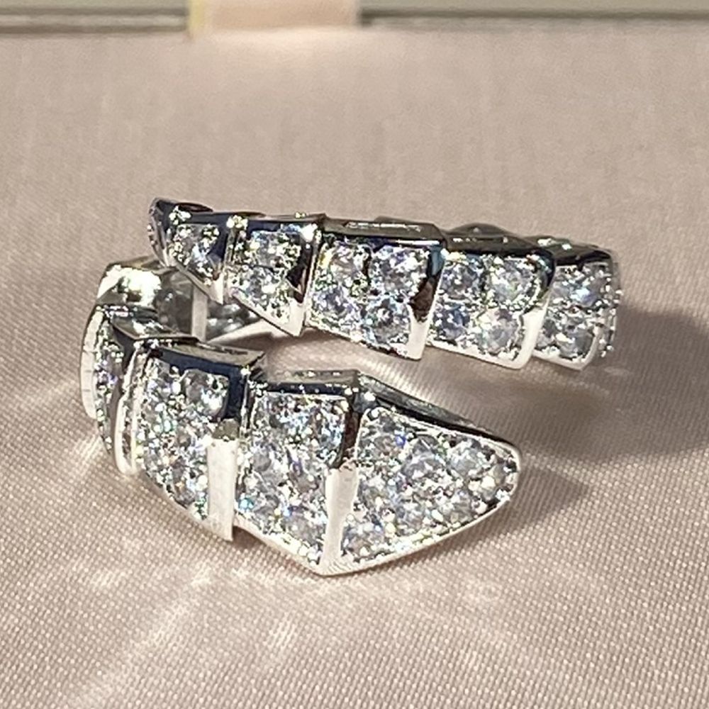 Nhẫn đeo tay hình rắn phong cách Hàn Quốc cá tính