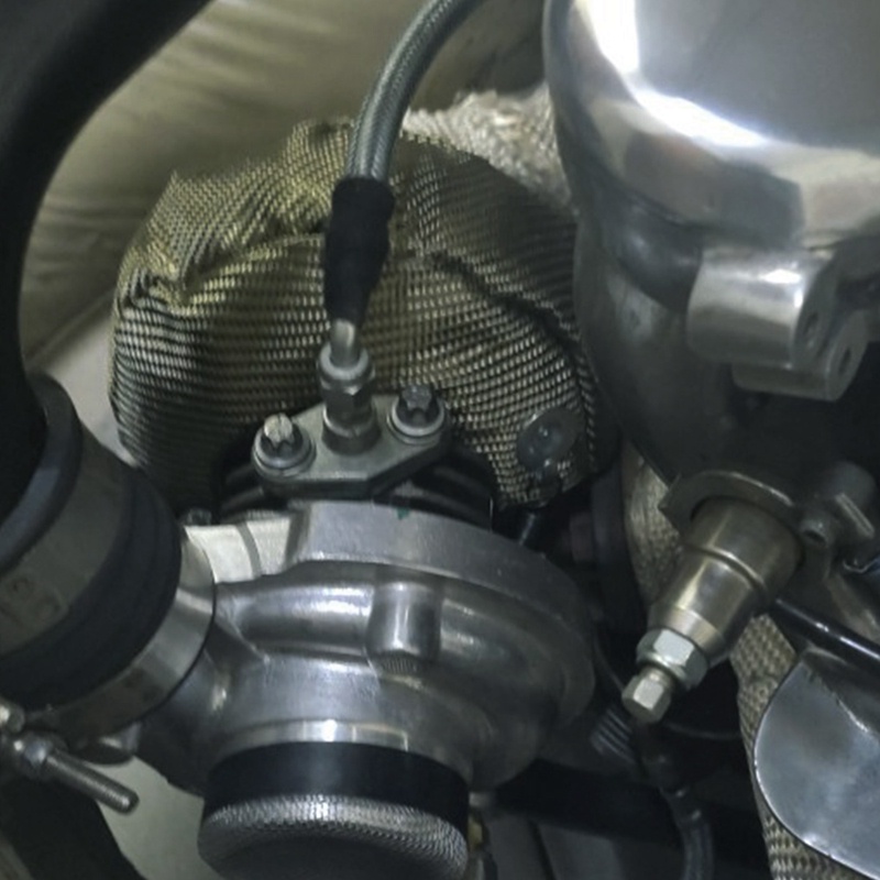 Vỏ Bọc Bộ Sạc Turbo Đua Xe Có Khóa Lò Xo