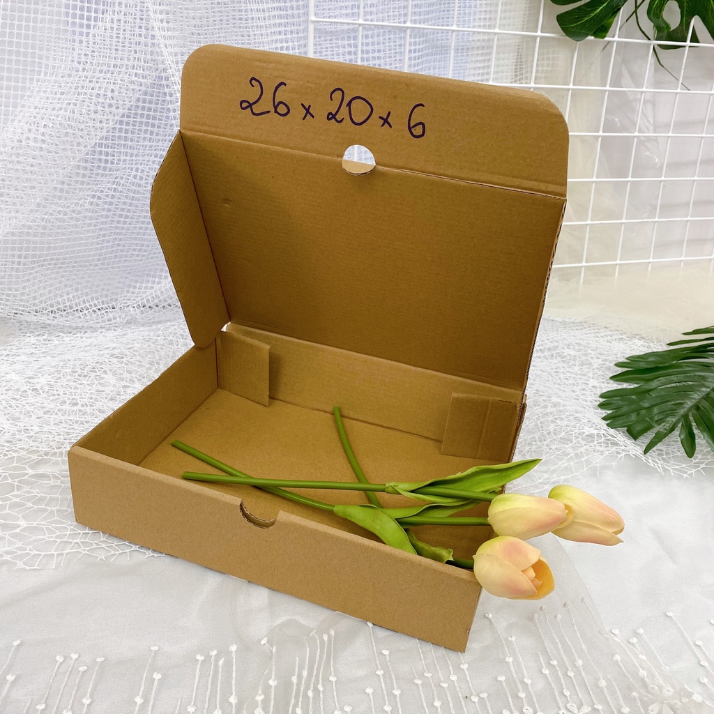Hộp carton nắp gài đóng hàng đựng quần áo, phụ kiện quà tặng loại dày cứng nhiều kích thước