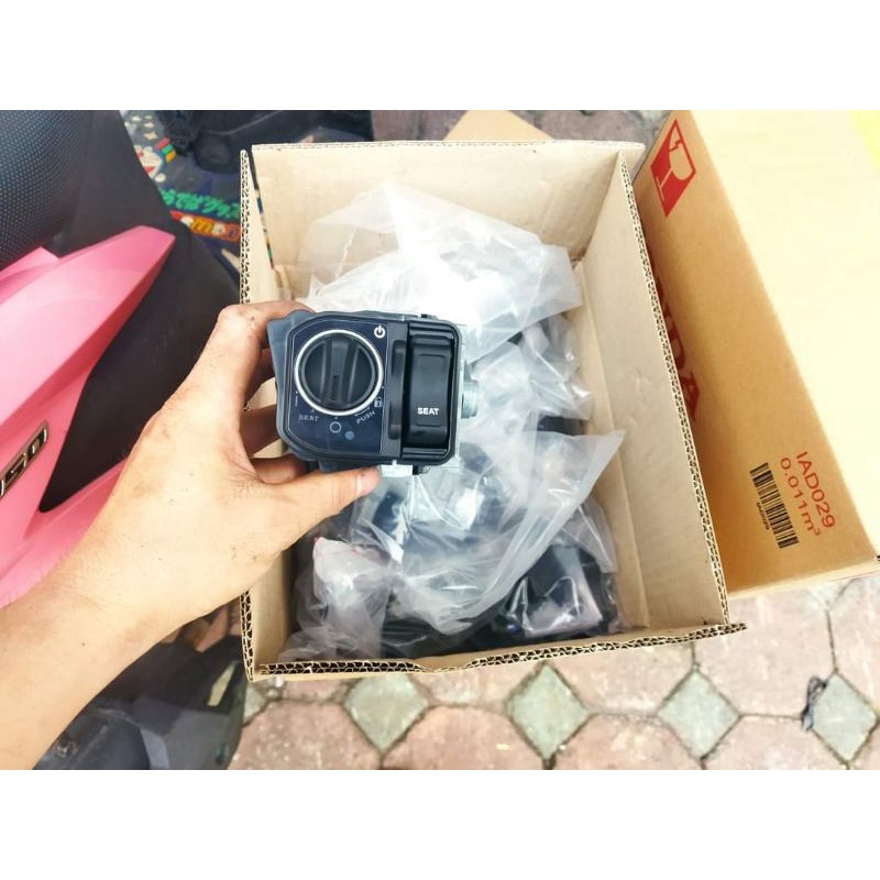 Núm smartkey K1Z chính hãng vừa zin