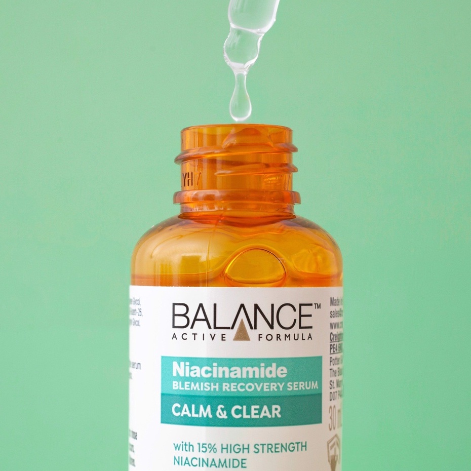 Tinh chất dưỡng da giảm mụn mờ thâm Balance Active Formula Niacinamide 15% Blemish Recovery 30ml