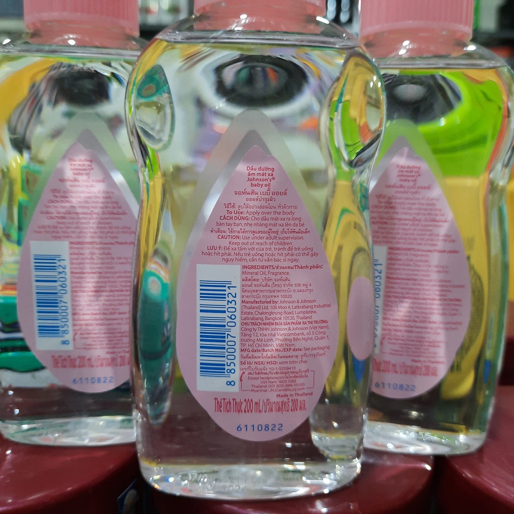 Dầu Mát-xa và Dưỡng Ẩm Johnson's Baby Oil 200ml