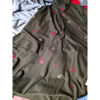 vải len thêu thanh lý 100k/3m