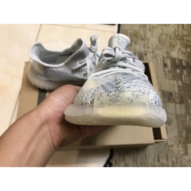 Giày sneaker yeezyboost 350v2 cloud whiteFW304
