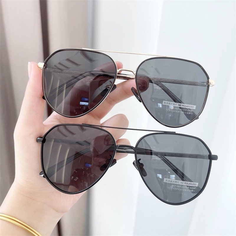Kính Mát Gọng Kim Loại Chống Tia UV Phong Cách Cổ Điển Thời Trang Cho Nam