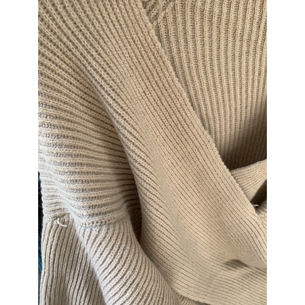 Áo len xoắn chéo ngực siêu tiểu thư kèm ảnh thật | BigBuy360 - bigbuy360.vn