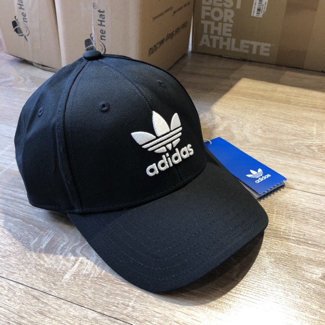 Nón Adidas logo trắng vải đen fom cứng Authentic
