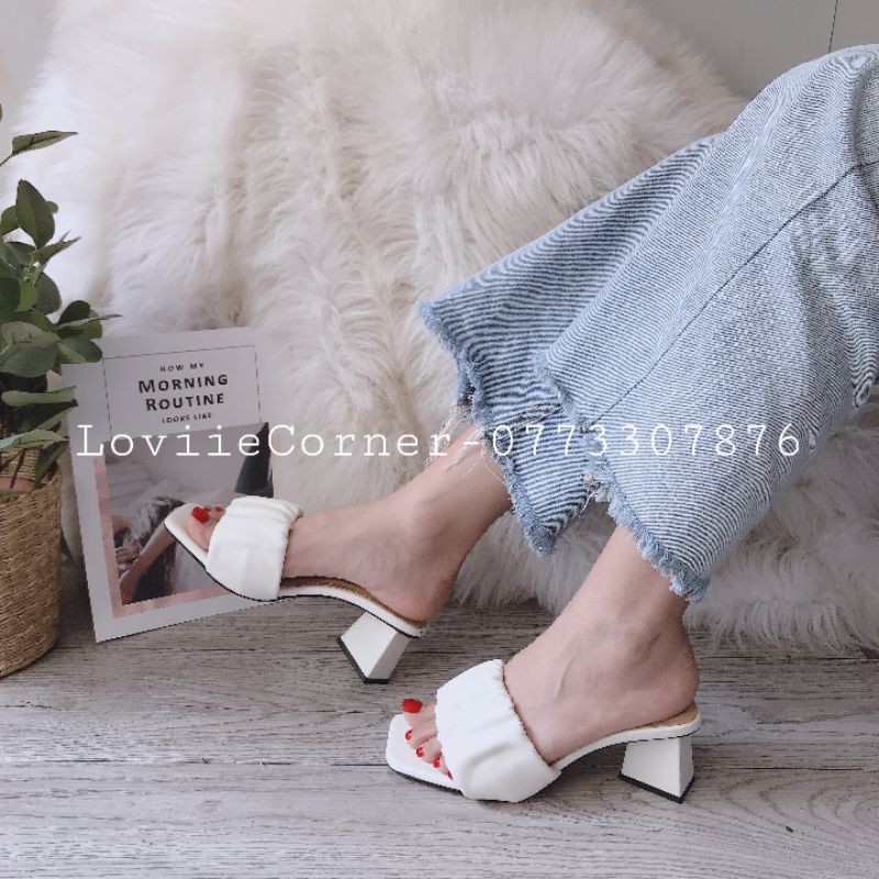 LOVIIECORNER - DÉP NỮ CAO GÓT THỜI TRANG QUAI NGANG NHÚNG VIỀN KIỂU DA MỀM ĐẾ TỨ GIÁC 5CM 3 MÀU ĐEN KEM TRẮNG D200356